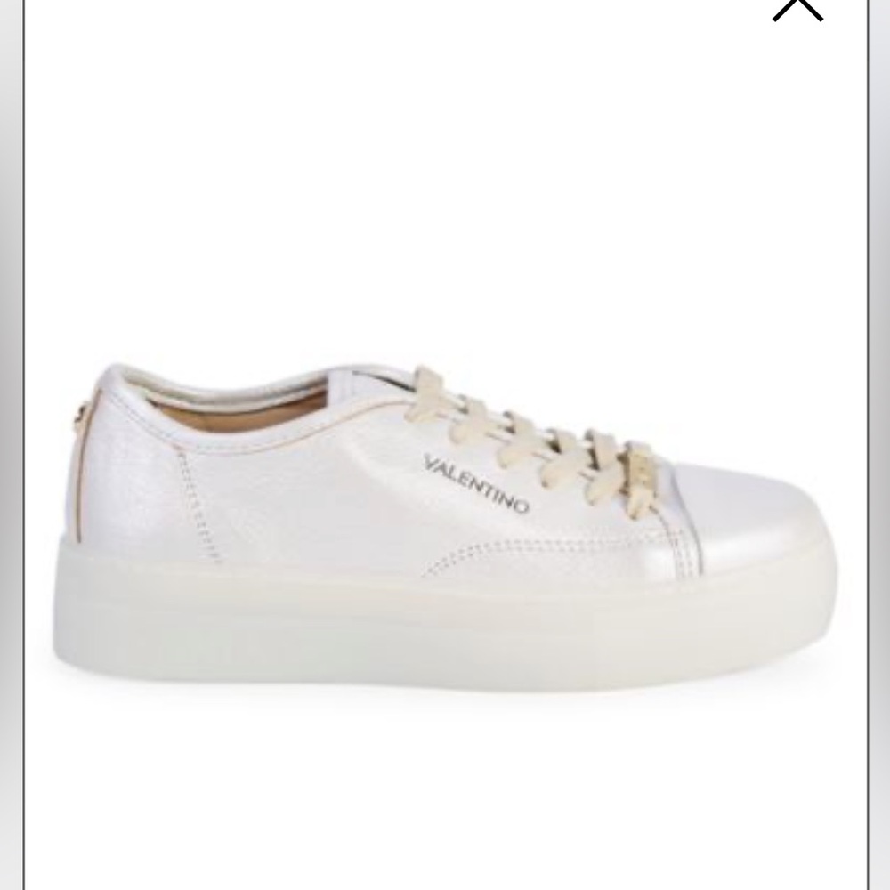 Like New Valentino Logo Women's Pearl White Platform Leather Sneakers Size 6.5